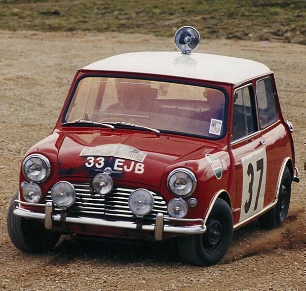 Paddy Hopkirk gewinnt die Monte Carlo Rallye 1964 